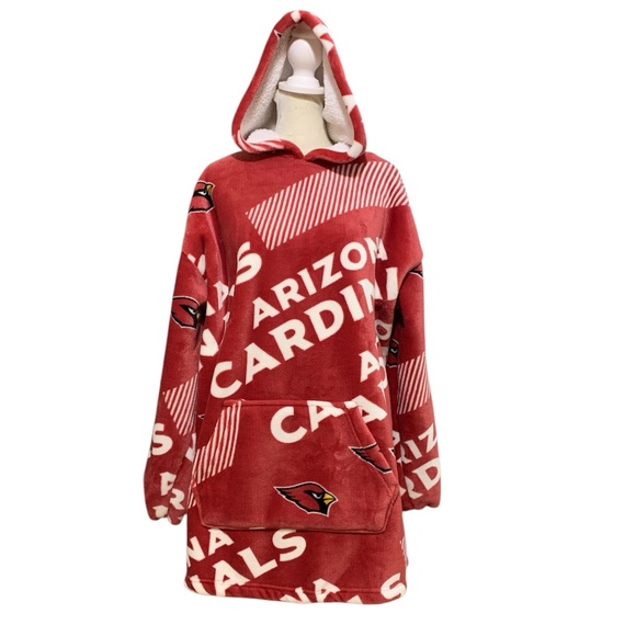 Pegasus Sports Red Arizona Cardinals Repeat Logo Hoodie Bloncho Blanket Sweater - Picture 1 of 10